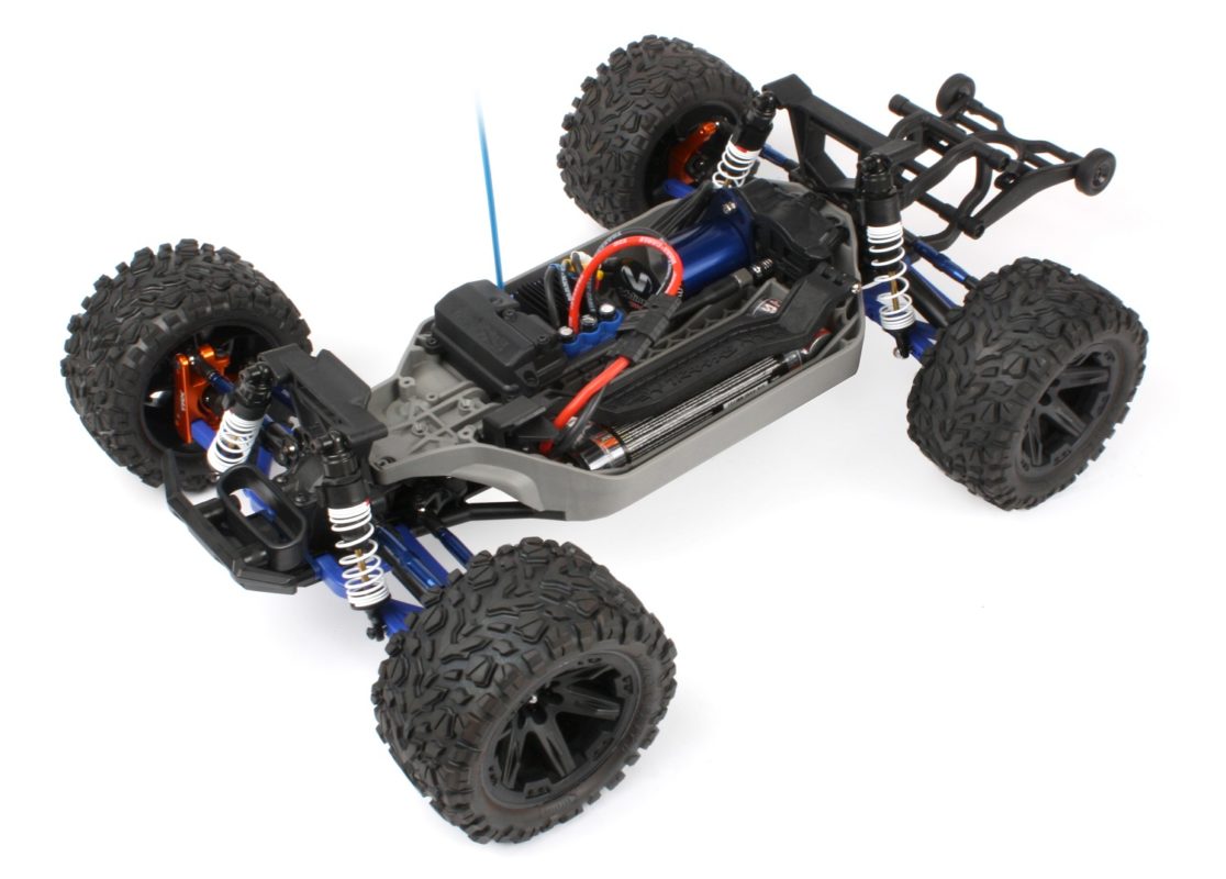 Rustler 4x4 brushless, la wheelie bar tape et casse la carrosserie IMG_2991-1-1116x800